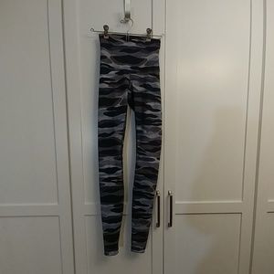 Lululemon Align high rise full length tight pants